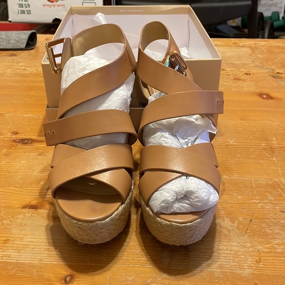 Celia Mid Wedge | Michael Kors - Picture 2 of 6